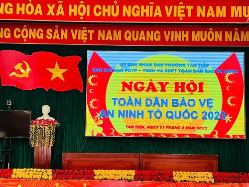 UBND phường Tân Tiến tổ chức “Ngày hội toàn dân bảo vệ an ninh Tổ quốc” và “Diễn đàn Công an phường lắng nghe ý kiến Nhân dân” năm 2023